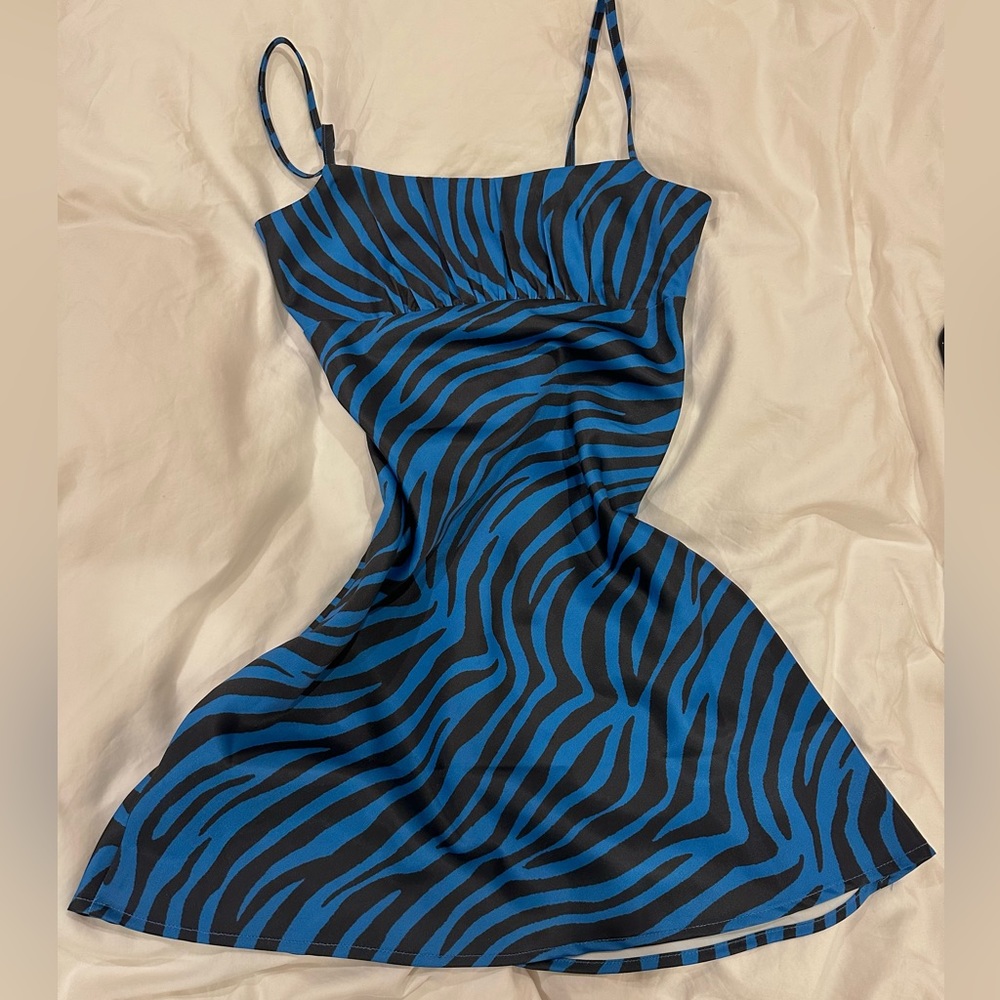Super cute pattern mini dress